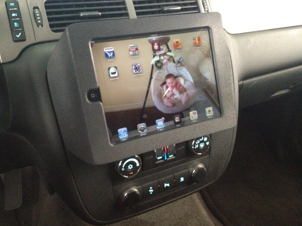 Tahoe owner drives from West Phoenix to get an iPad installed